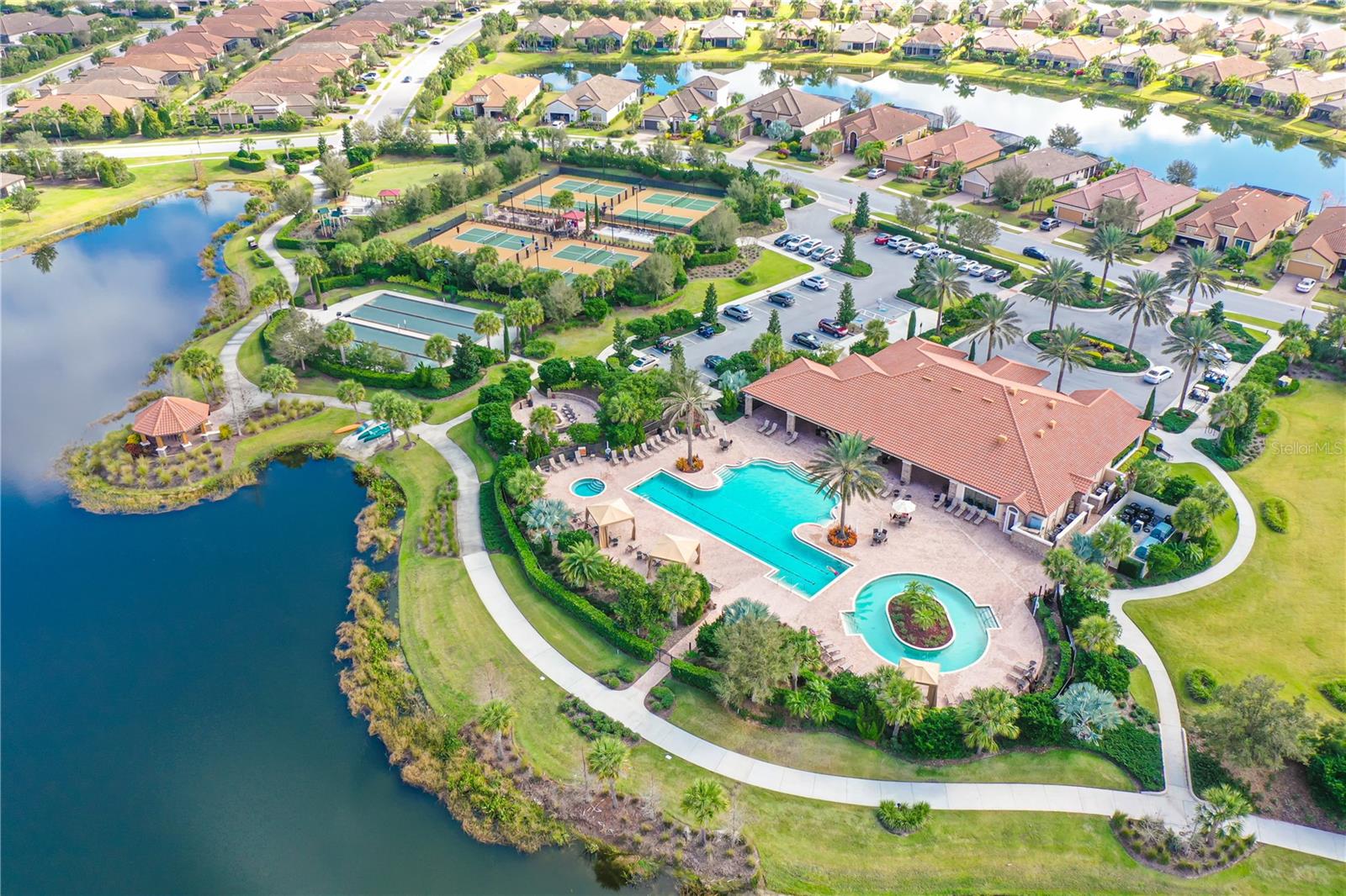 SARACINA II AT ESPLANADE LAKEWOOD RANCH1 - Residential