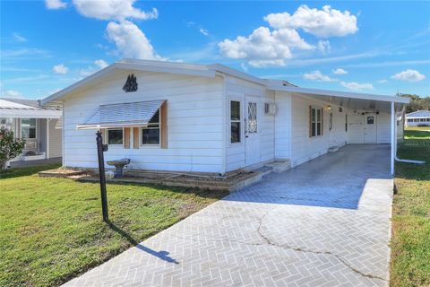 A home in WINTER HAVEN