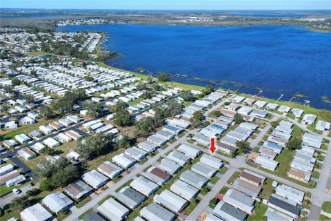 A home in WINTER HAVEN