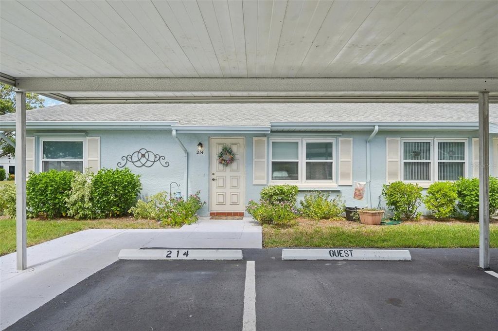 Photo of 214 Gloucester Boulevard, Sun City Center, FL 33573 (MLS # TB8429193)