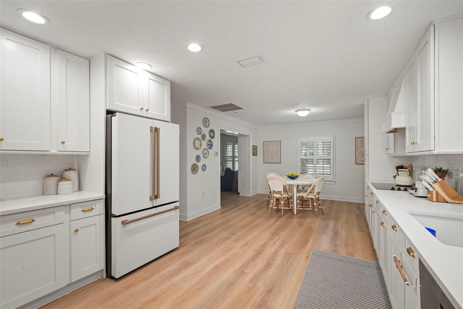 A L BACKS SUB - Residential