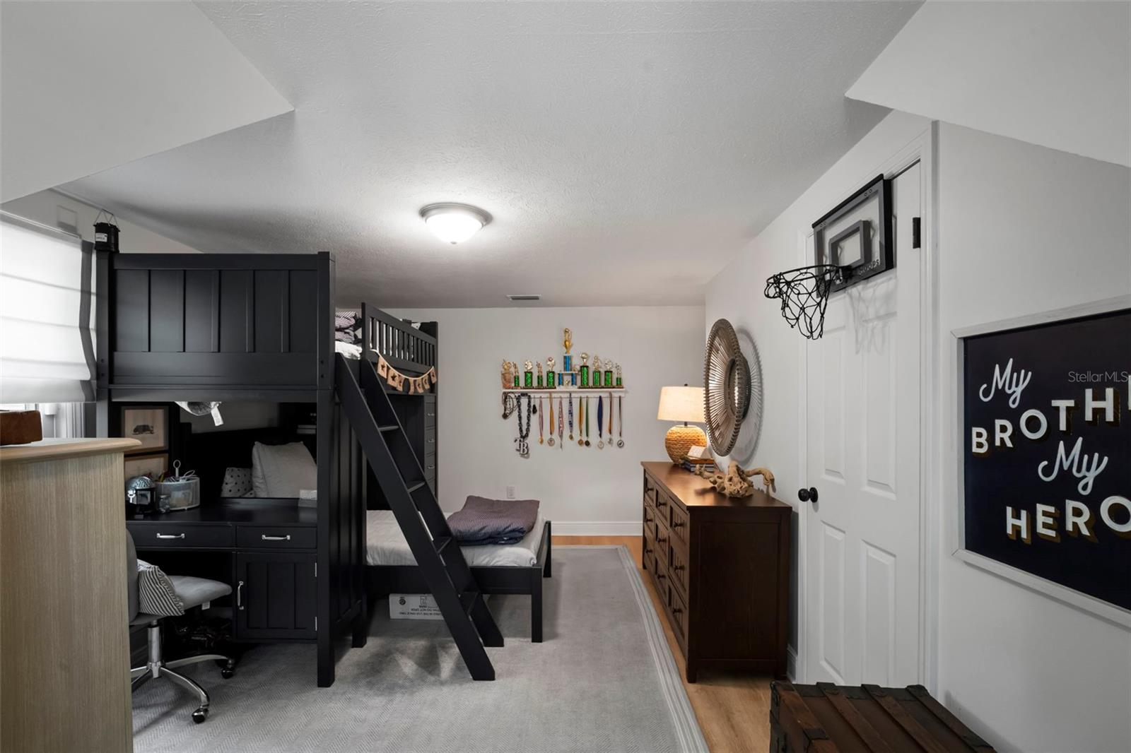 A L BACKS SUB - Residential