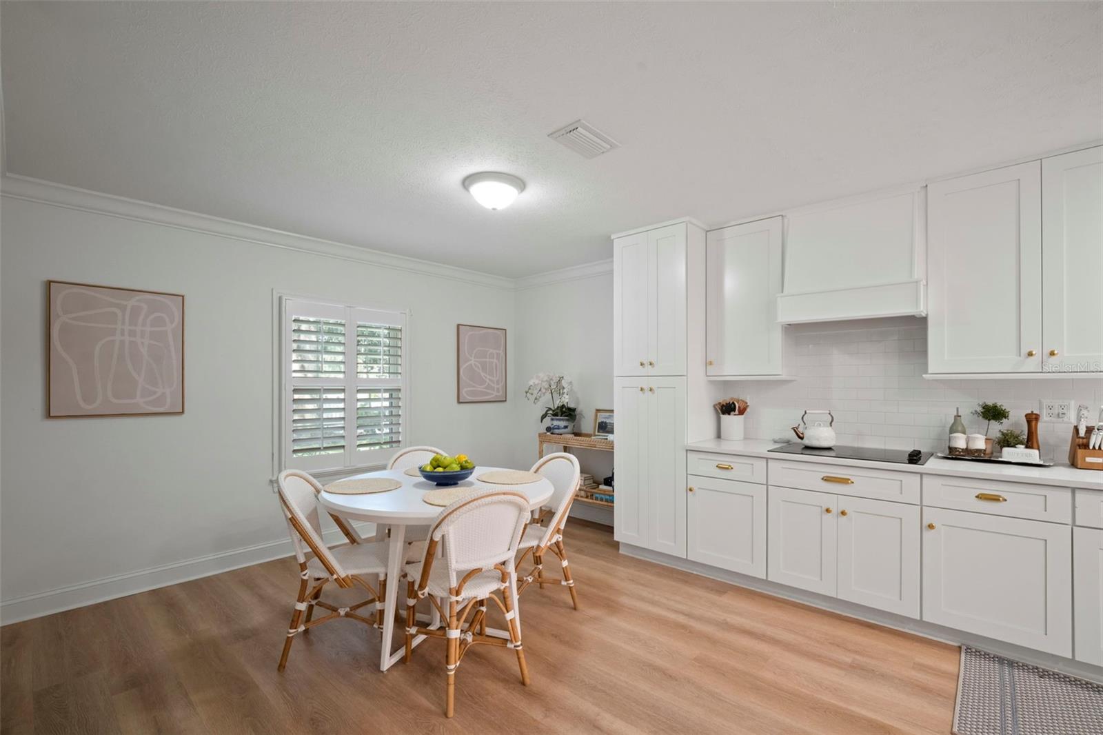 A L BACKS SUB - Residential