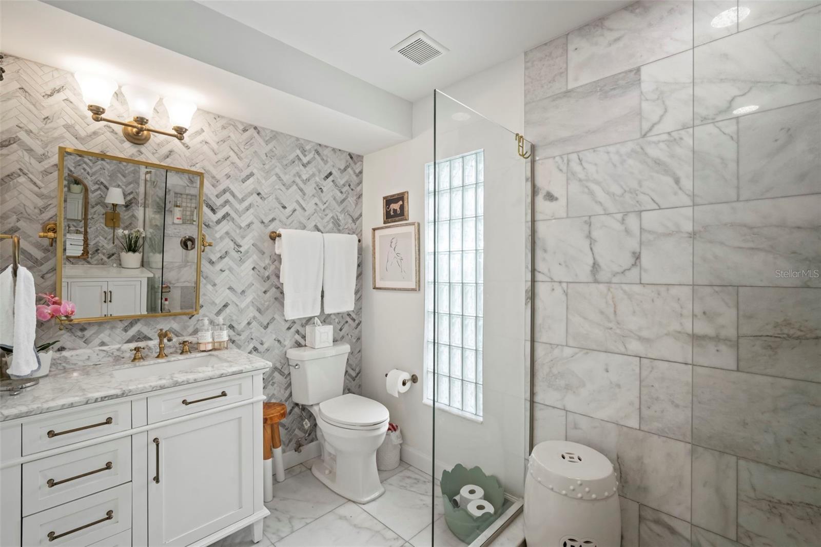 A L BACKS SUB - Residential