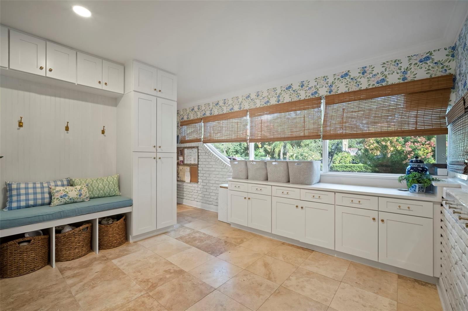 A L BACKS SUB - Residential