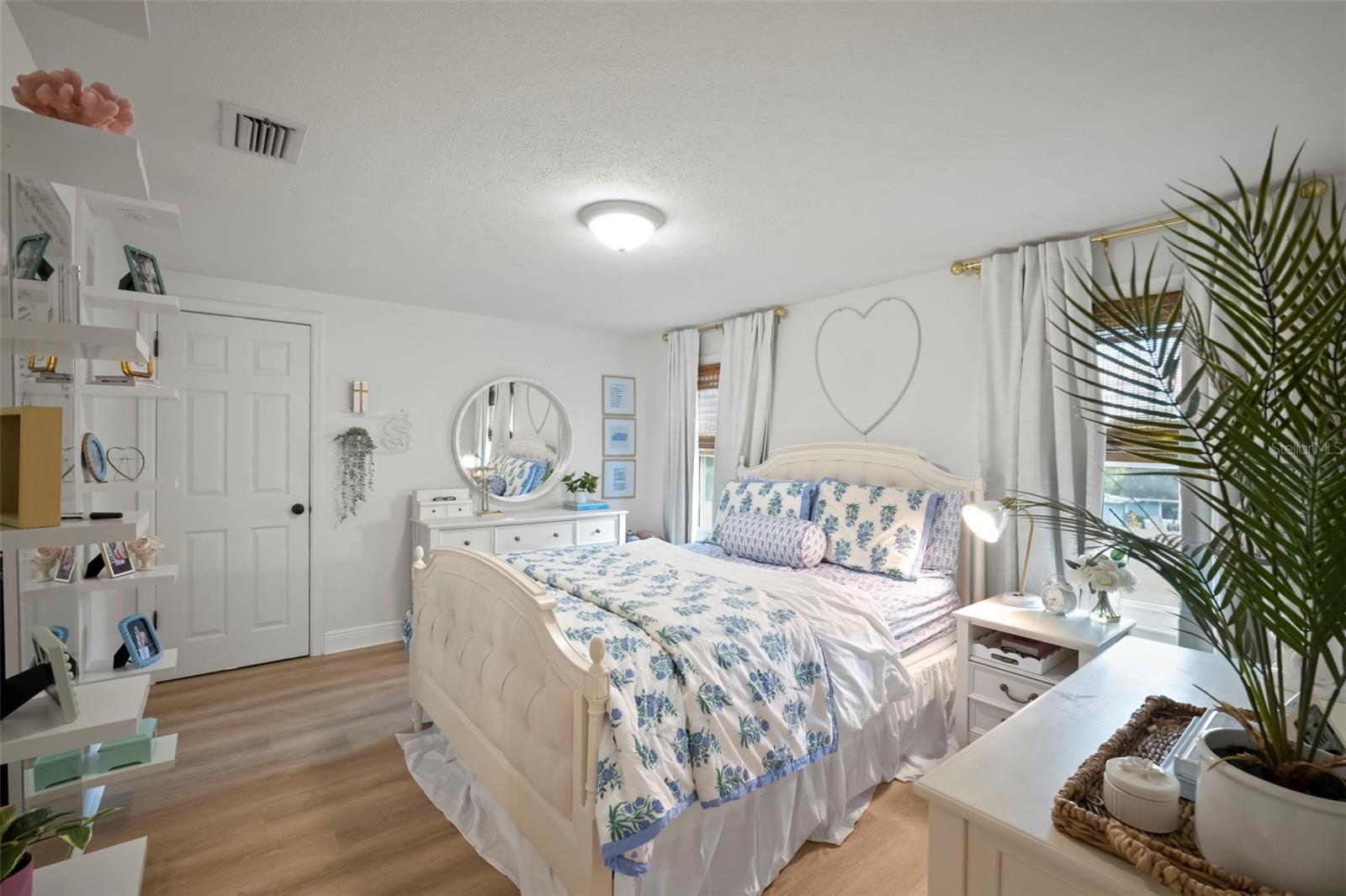 A L BACKS SUB - Residential