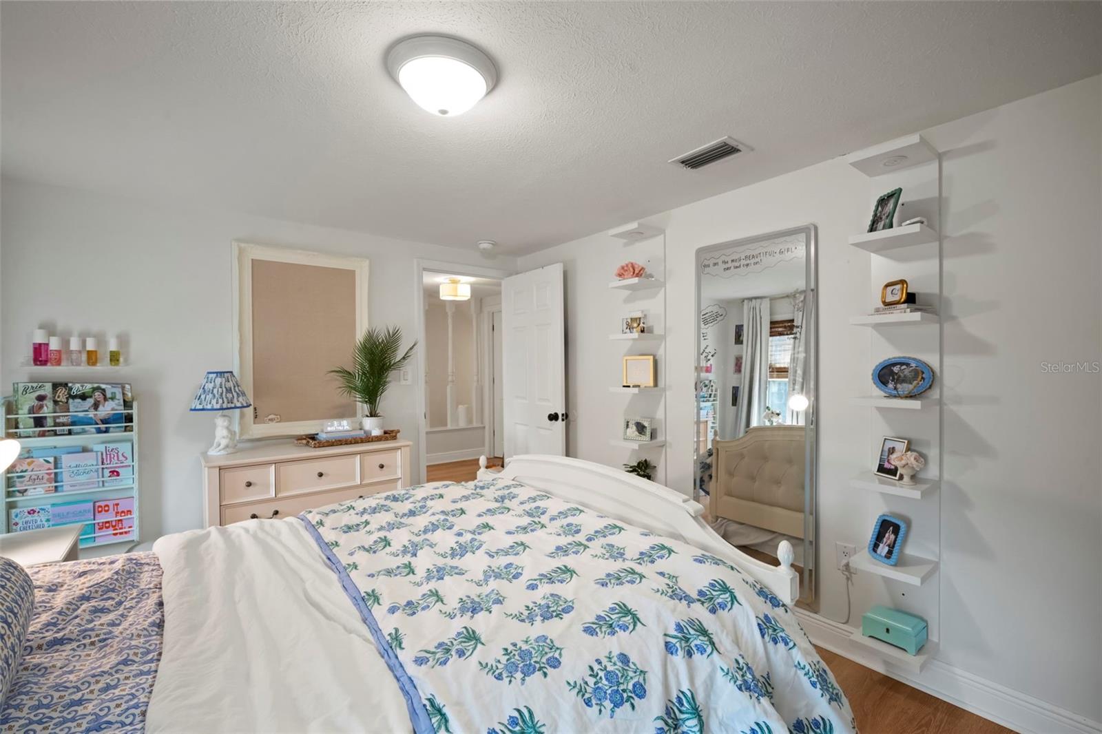 A L BACKS SUB - Residential