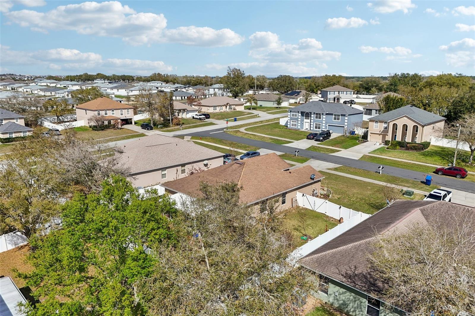 MASCOTTE DUKES LAKE PH 03 - Residential