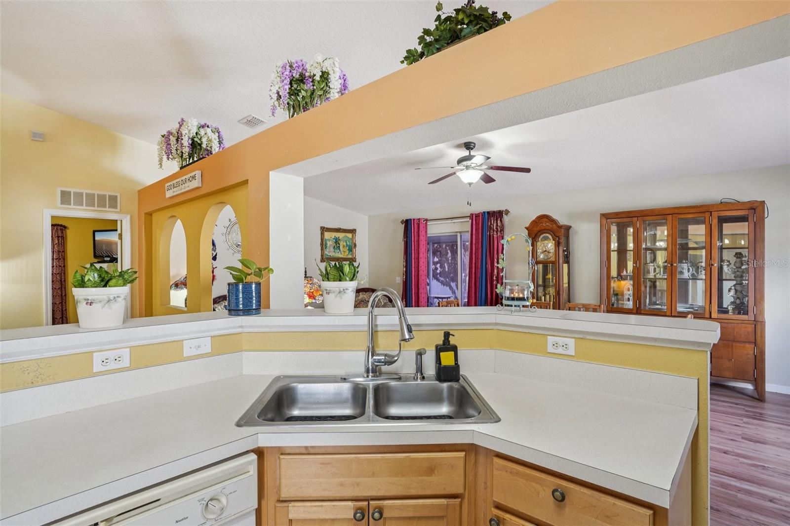 MASCOTTE DUKES LAKE PH 03 - Residential