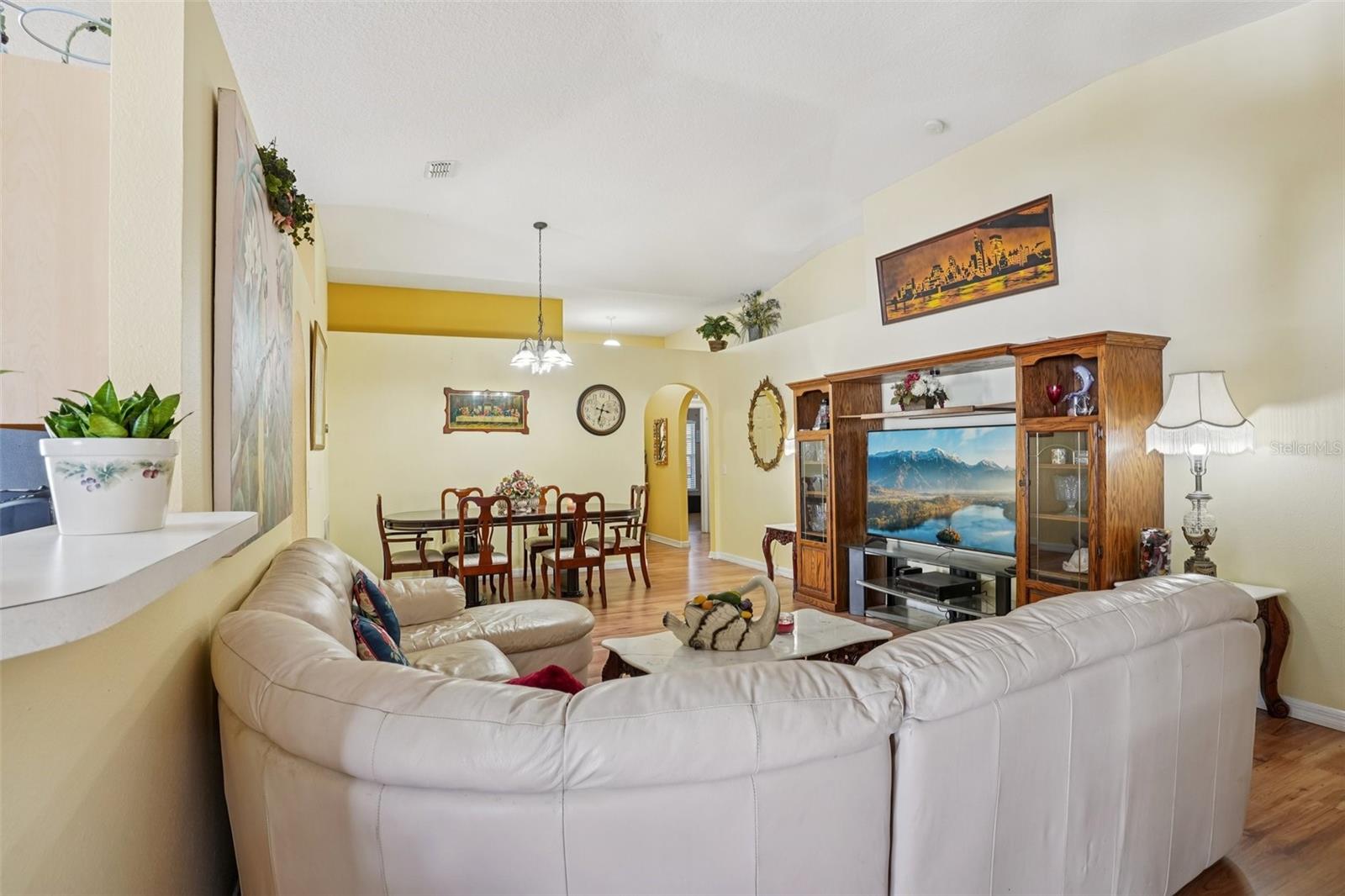 MASCOTTE DUKES LAKE PH 03 - Residential