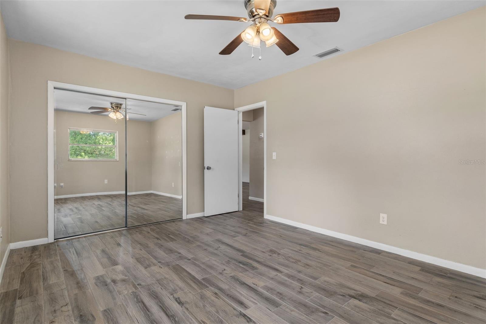 INVERNESS HIGHLANDS SOUTH - Residential