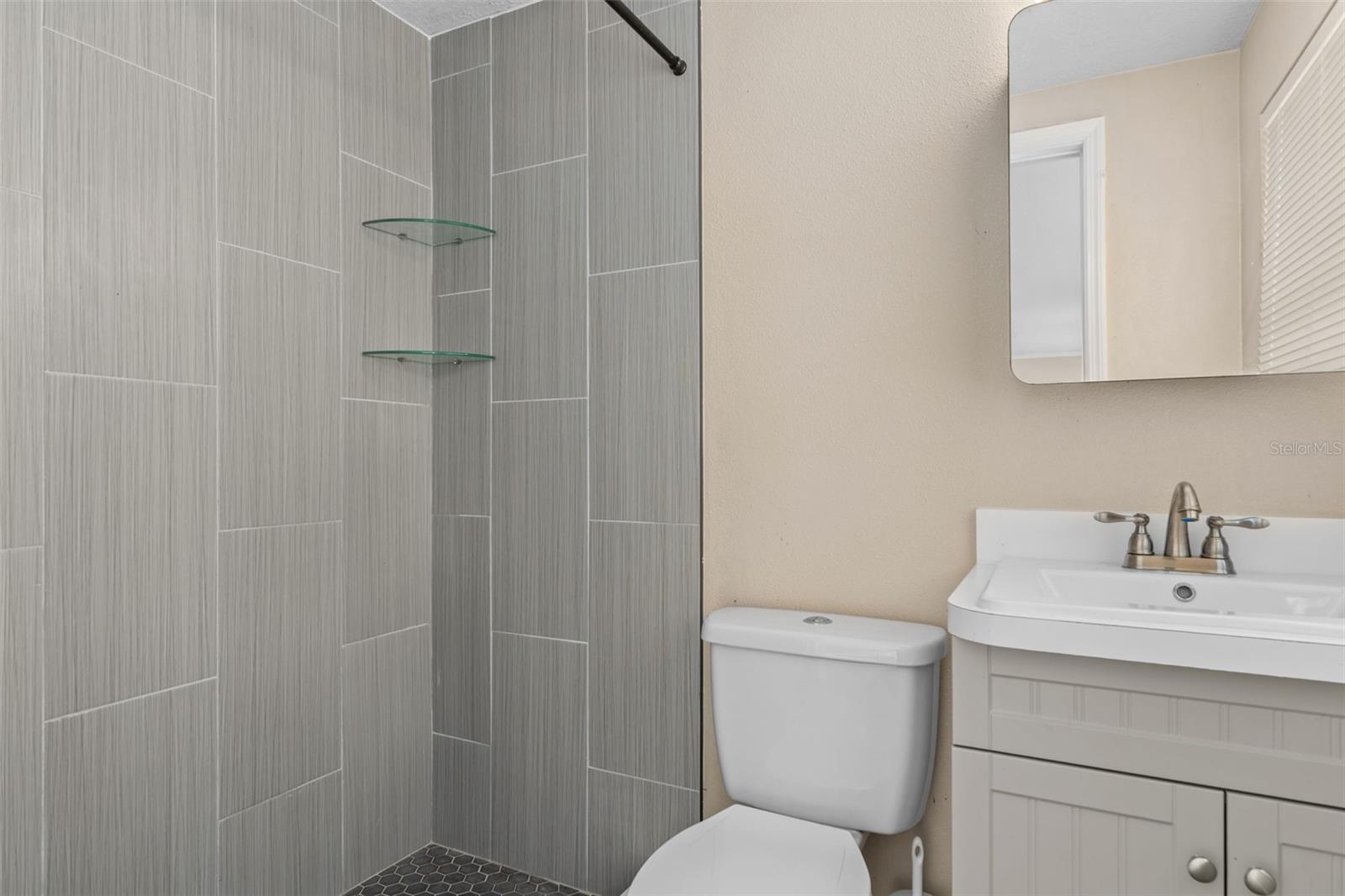 INVERNESS HIGHLANDS SOUTH - Residential