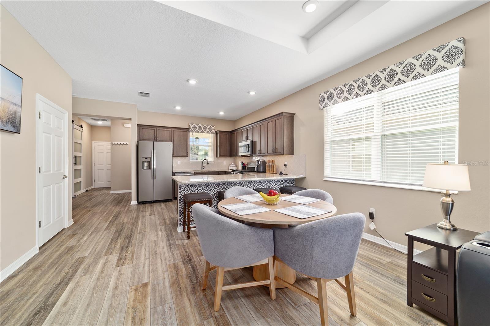 ON TOP OF THE WORLD - Residential