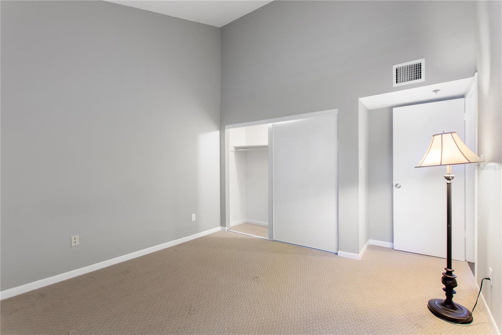 ONE THOUSAND OAKS REP - Residential