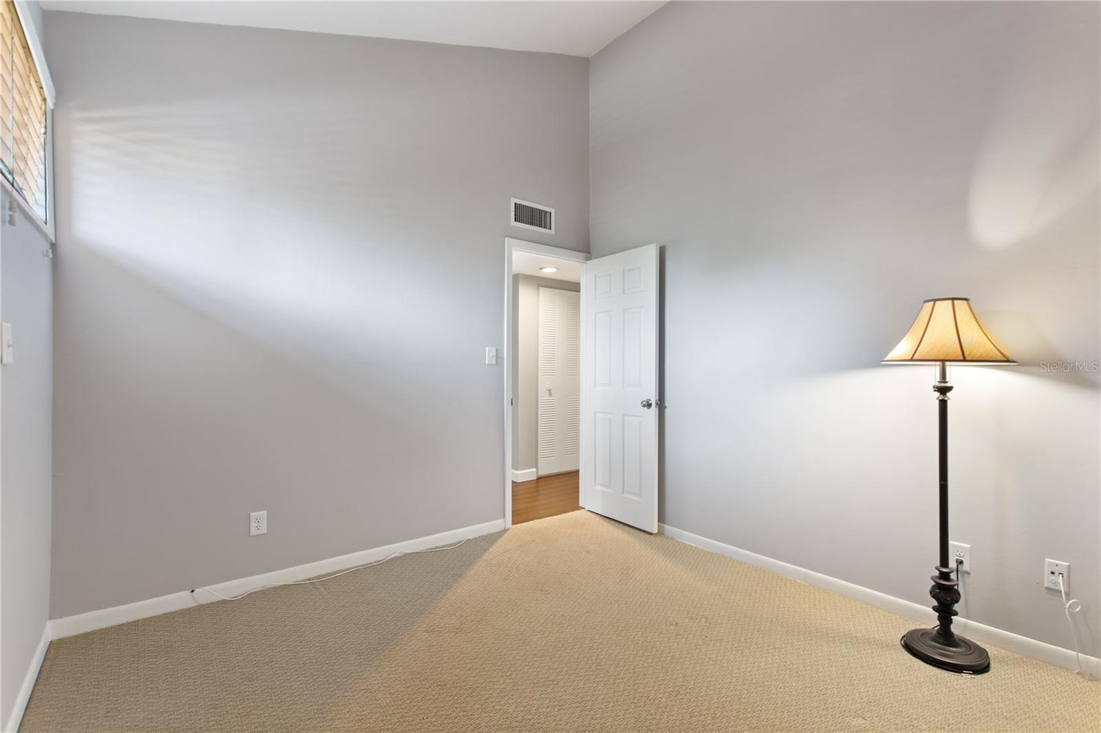 ONE THOUSAND OAKS REP - Residential