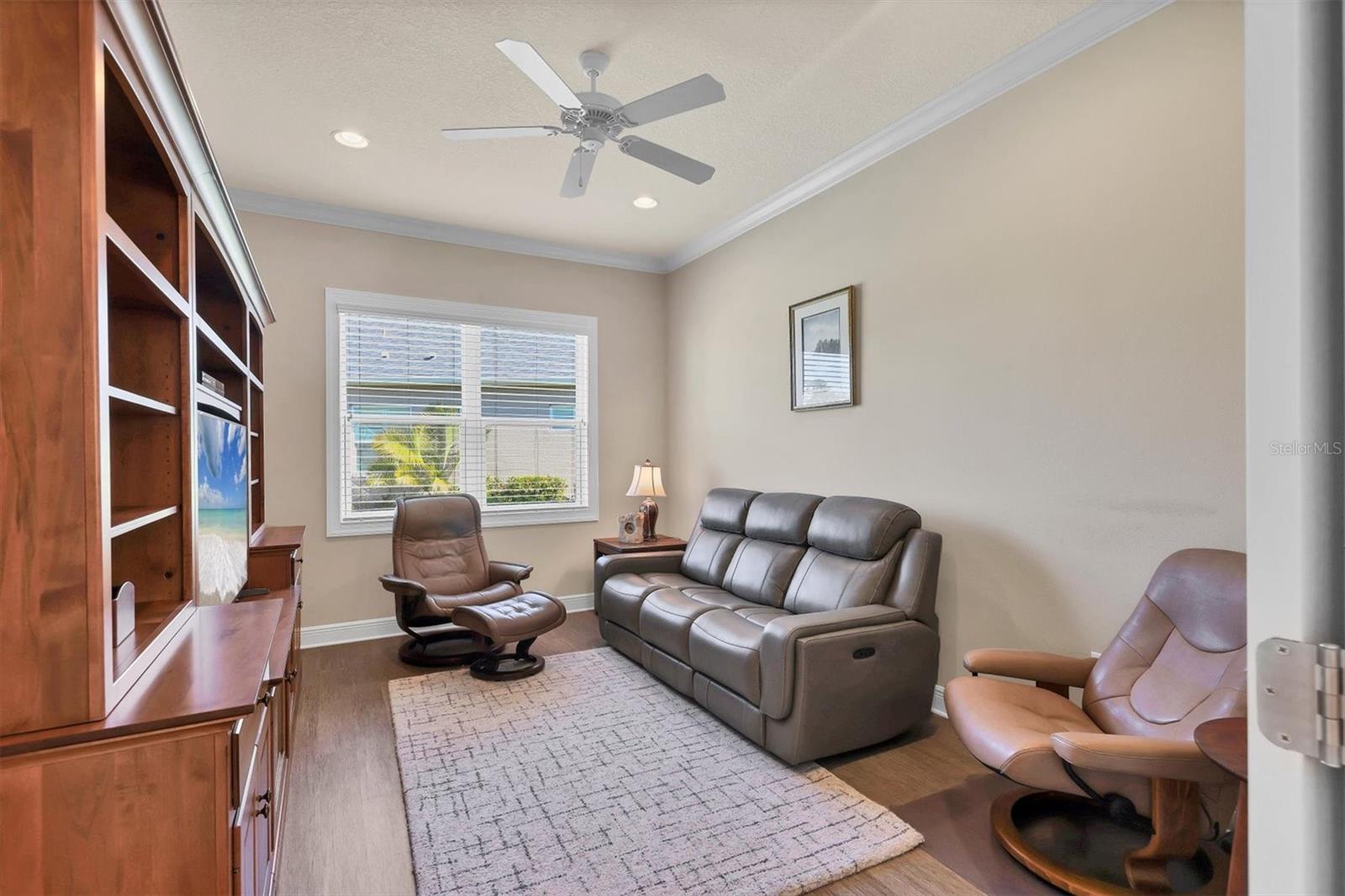 WOODLAND TRACE - Residential