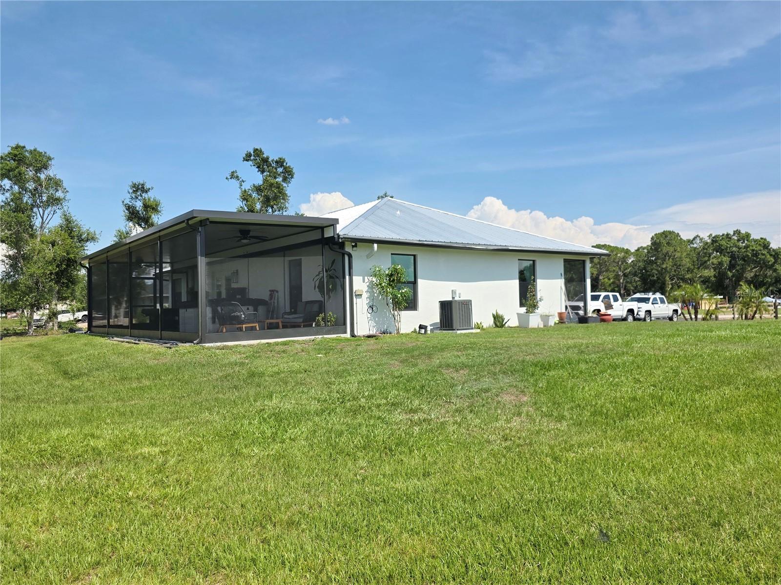 7935 NW 90TH COURT