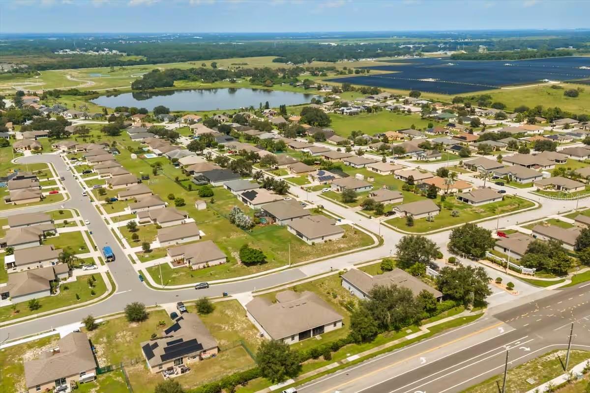 DINNER LAKE SOUTH - Residential