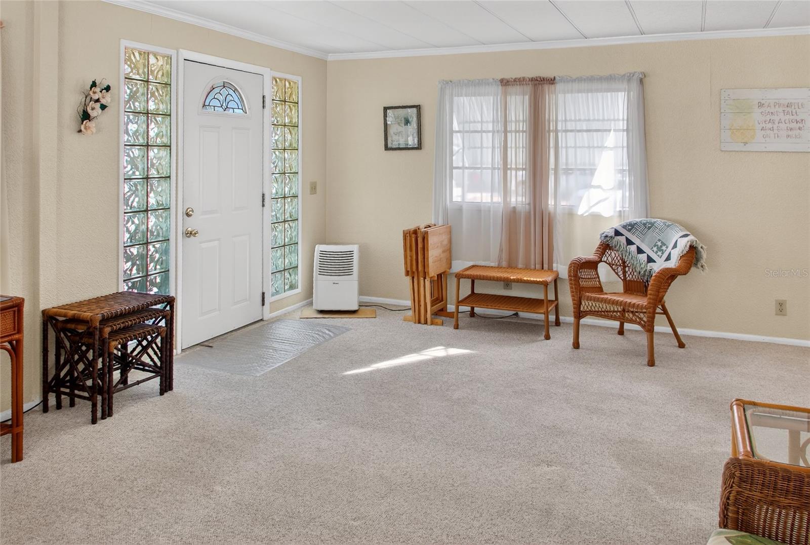 COUNTRY CLUB ESTATES - Residential