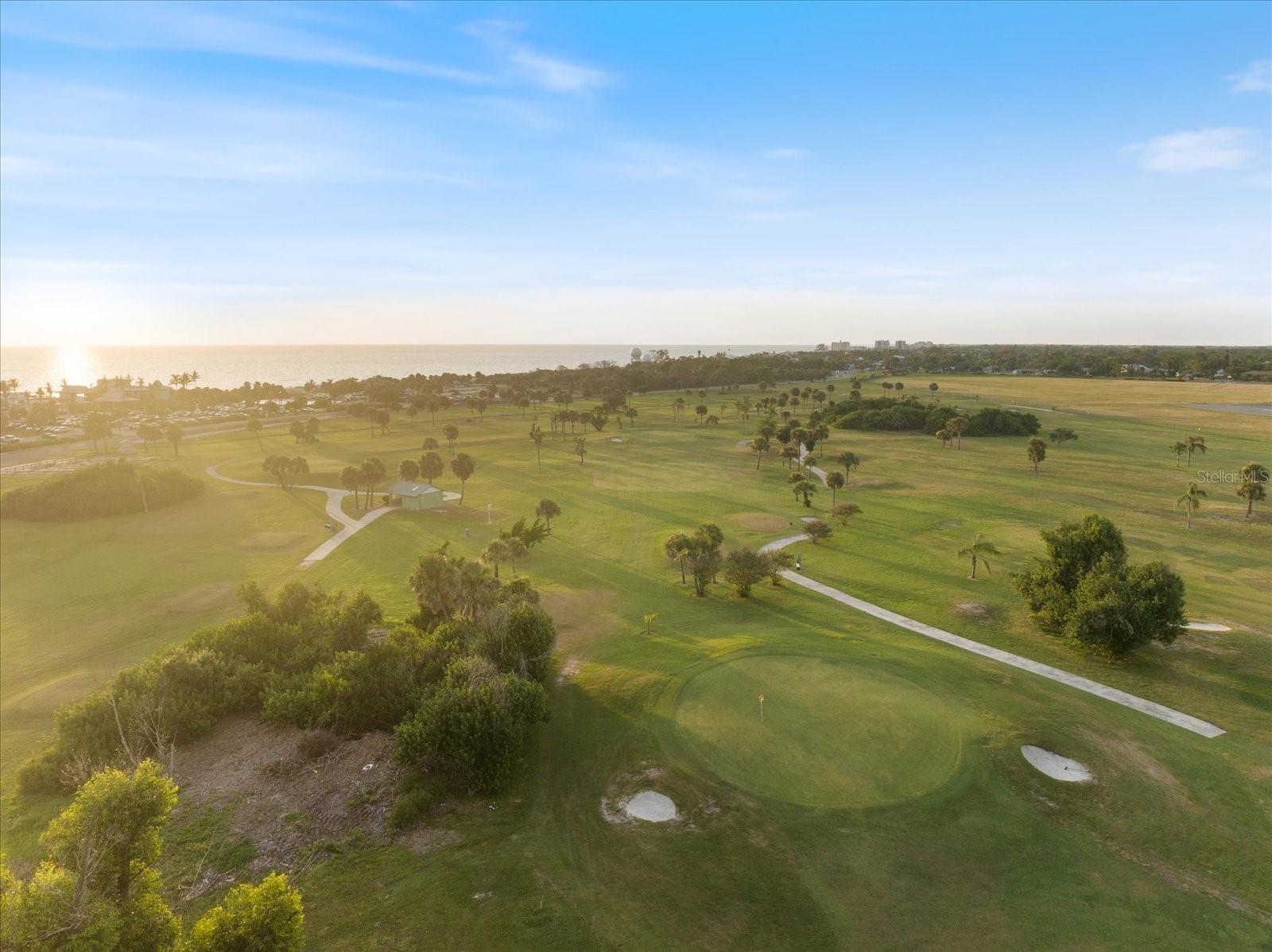 COUNTRY CLUB ESTATES - Residential