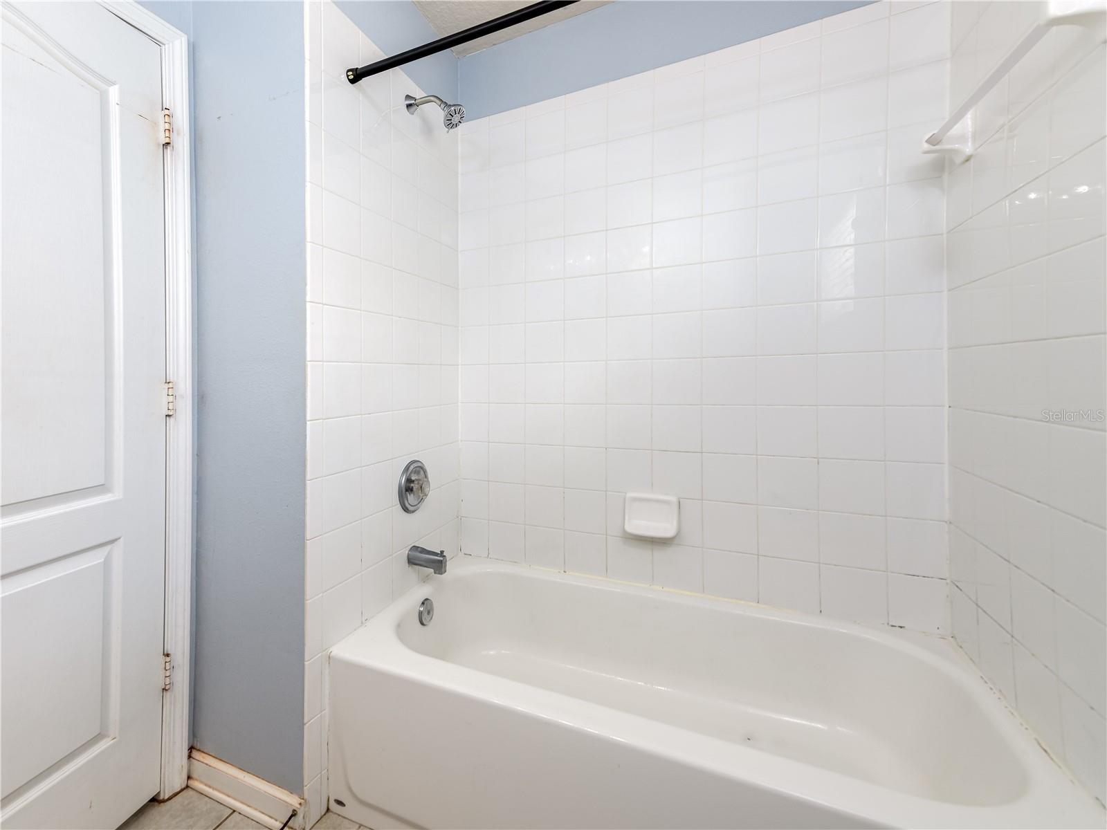 SOUTH COVE PH 2/3 - Residential Lease