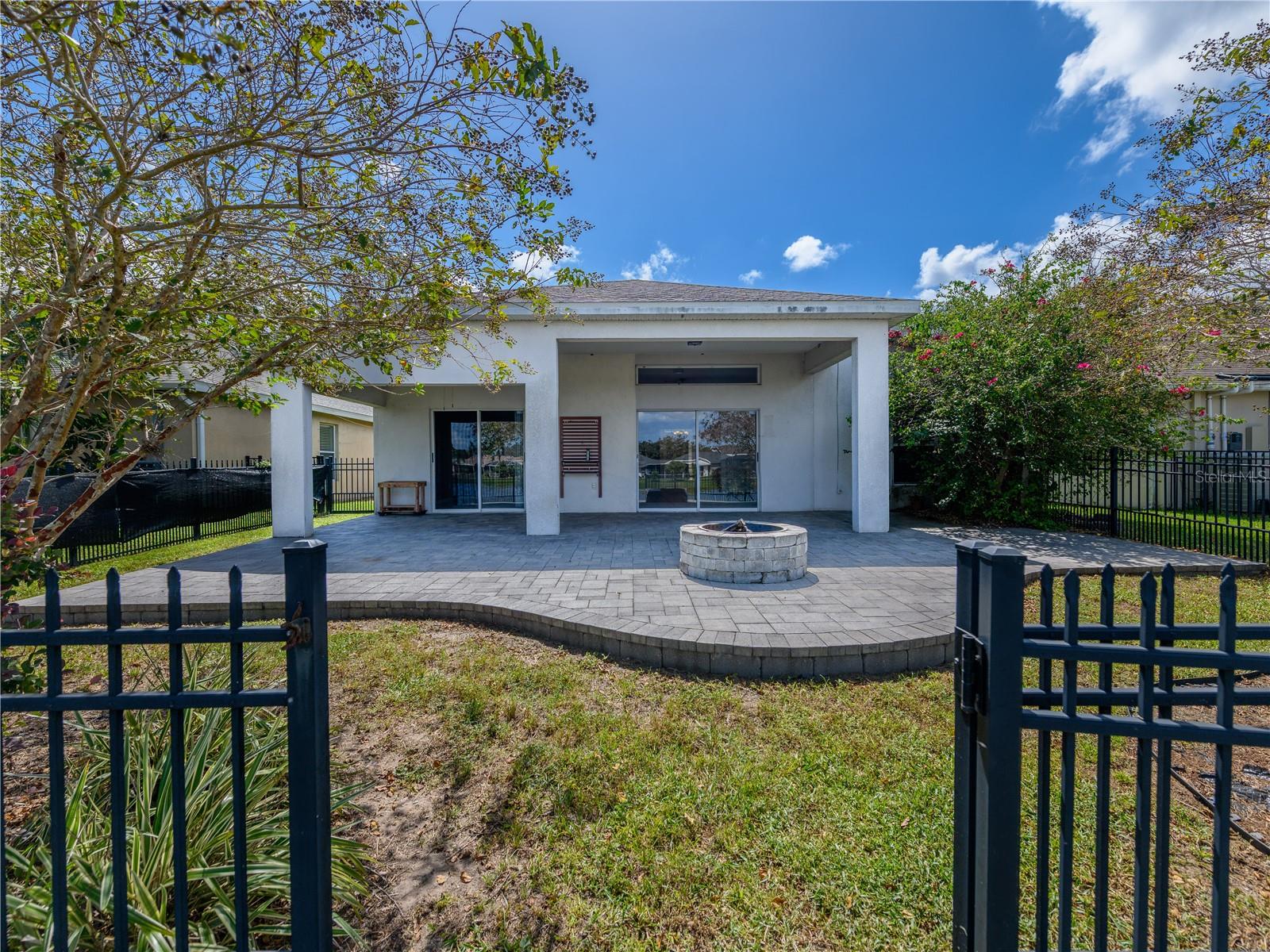 SOUTH COVE PH 2/3 - Residential Lease