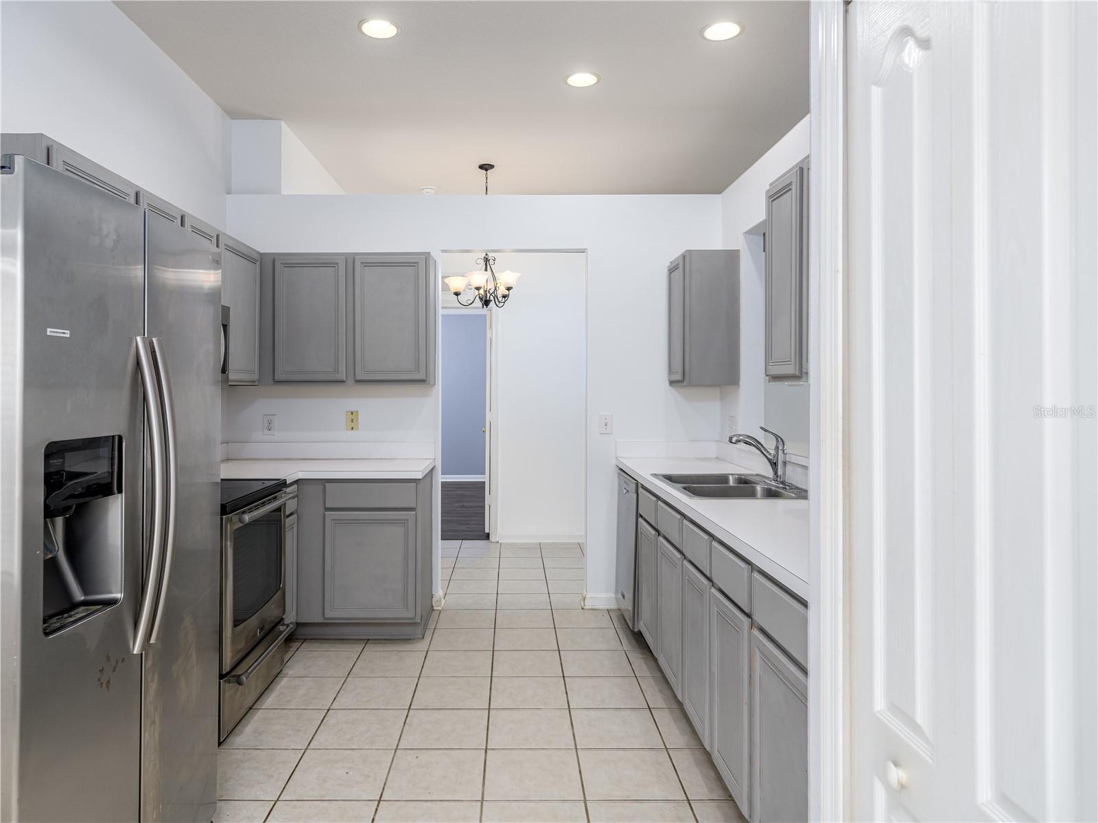 SOUTH COVE PH 2/3 - Residential Lease