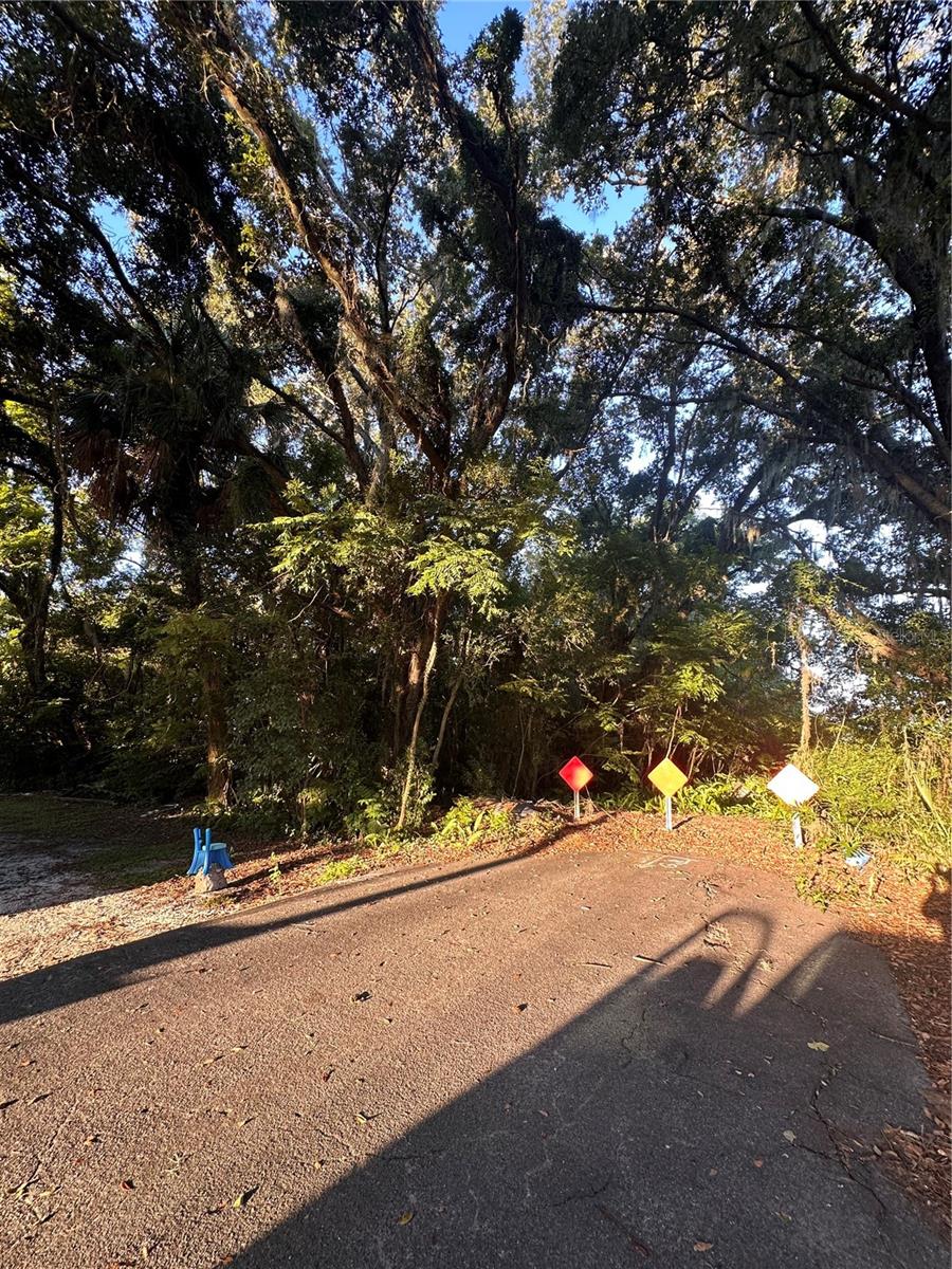 OVEIDA HEIGHTS - Land