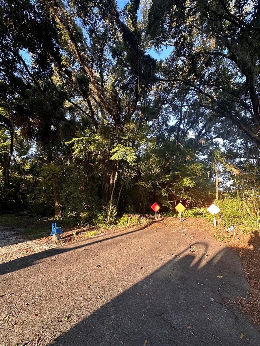 OVEIDA HEIGHTS - Land