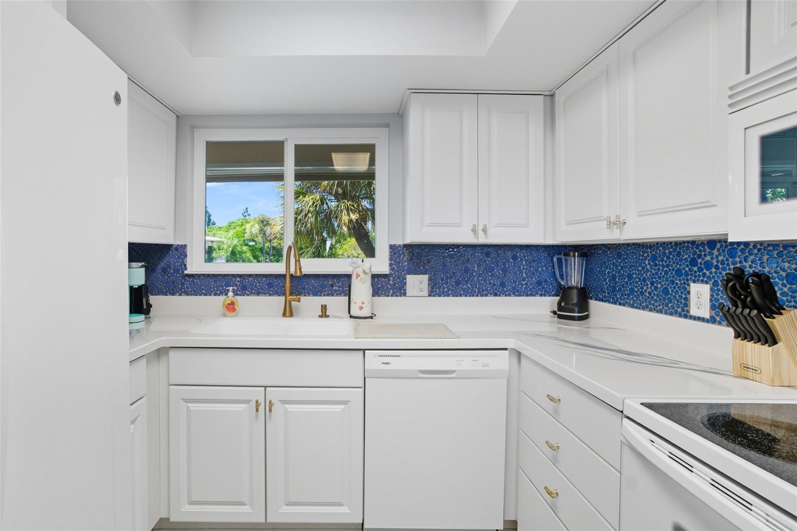 WESTBAY COVE SOUTH - Residential