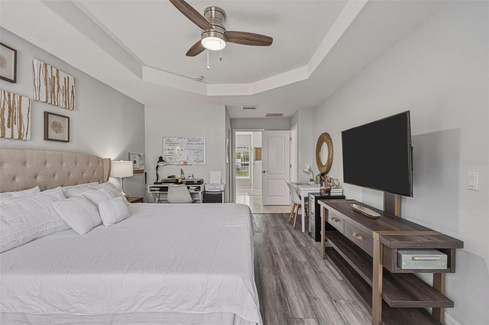 SOUTH VENICE - Residential