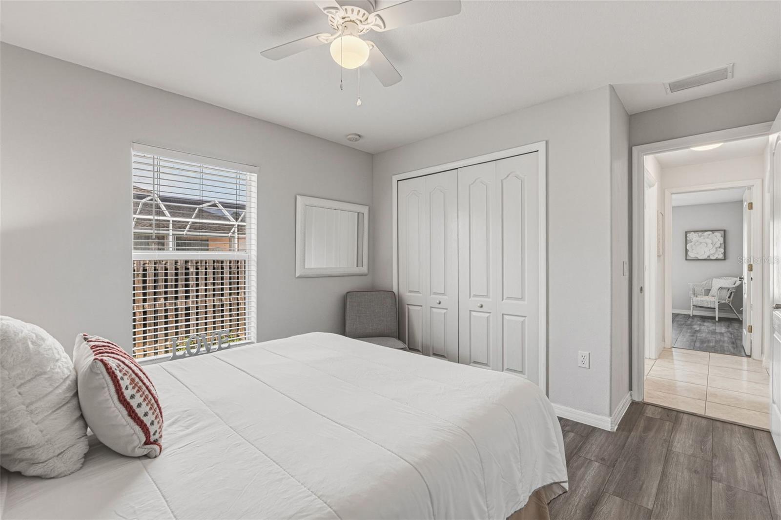 SOUTH VENICE - Residential