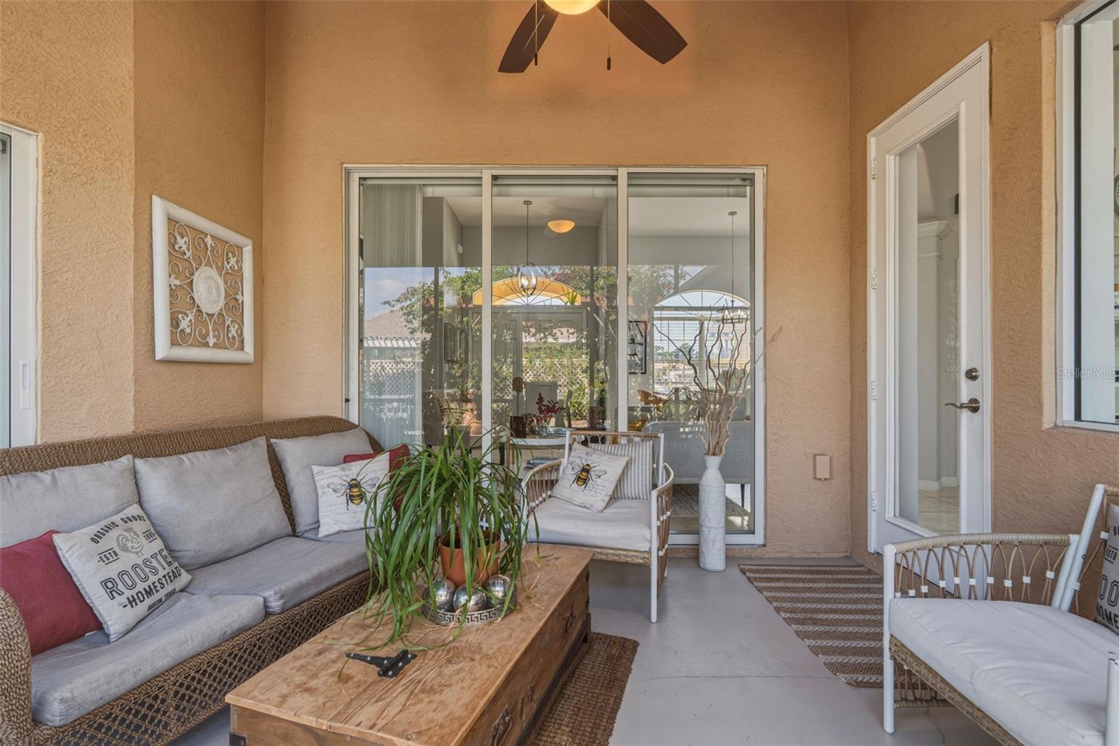 SOUTH VENICE - Residential