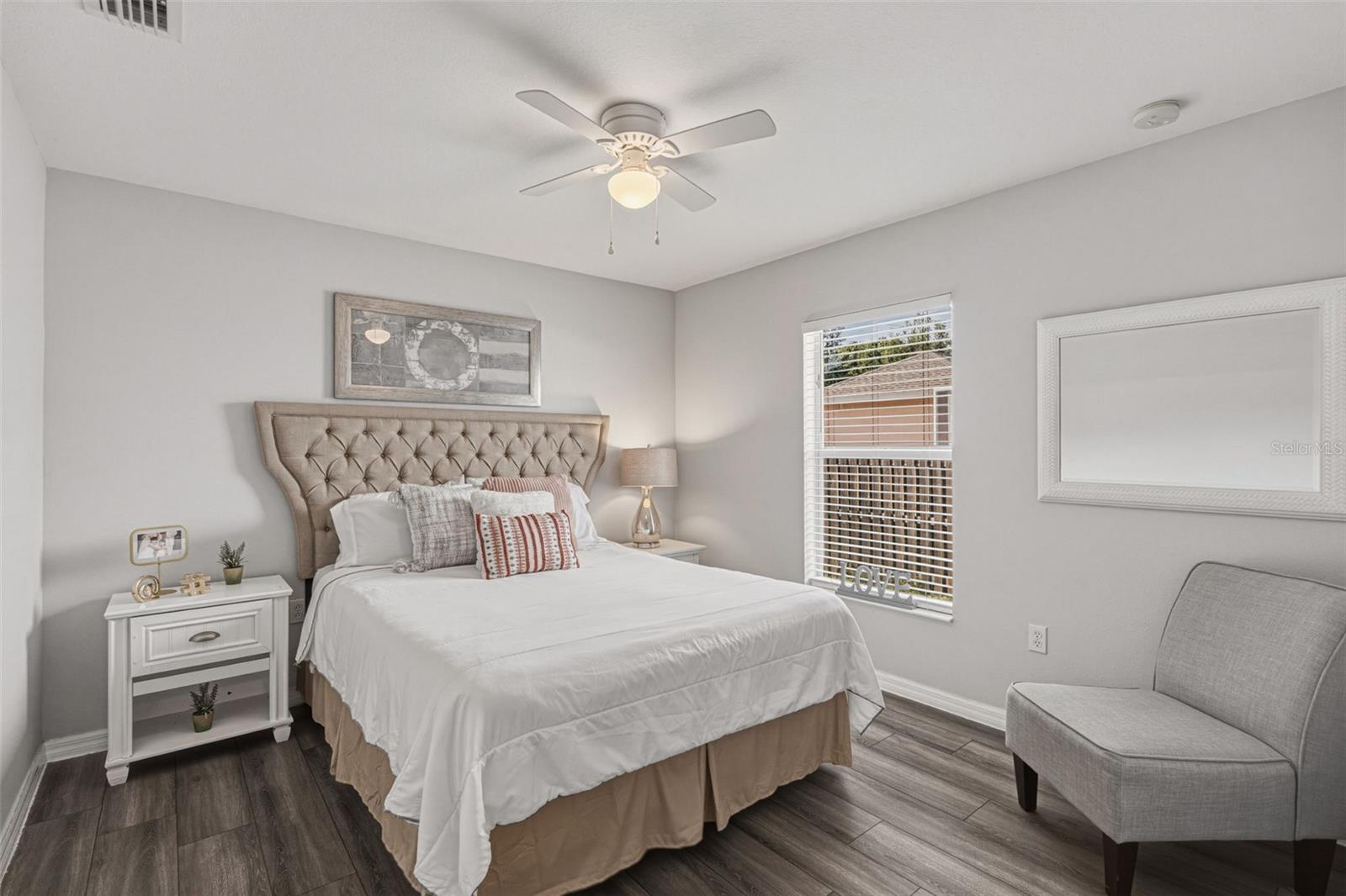 SOUTH VENICE - Residential