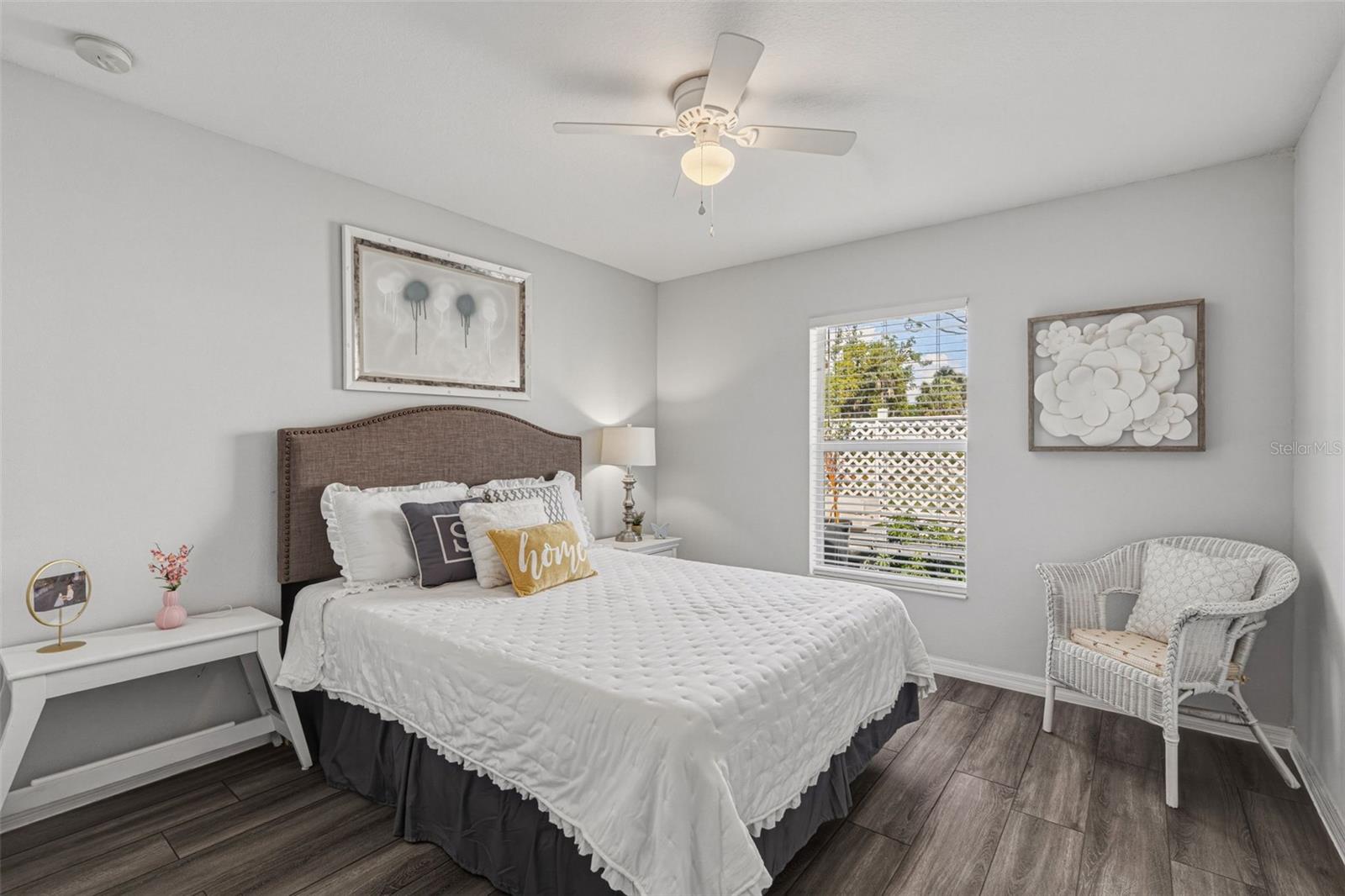 SOUTH VENICE - Residential