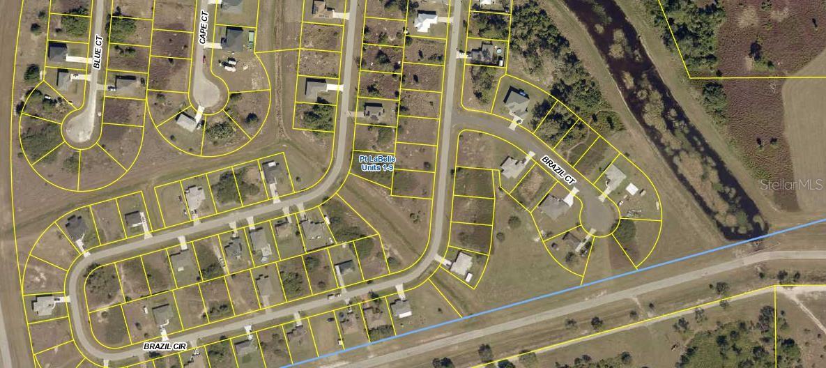 PORT LA BELLE - Land