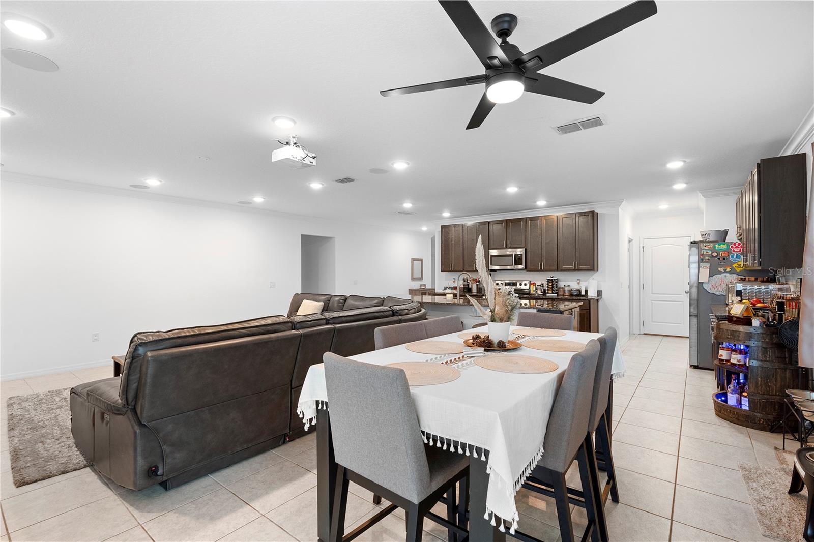 MALLORY SQUARE-PH 2 - Residential