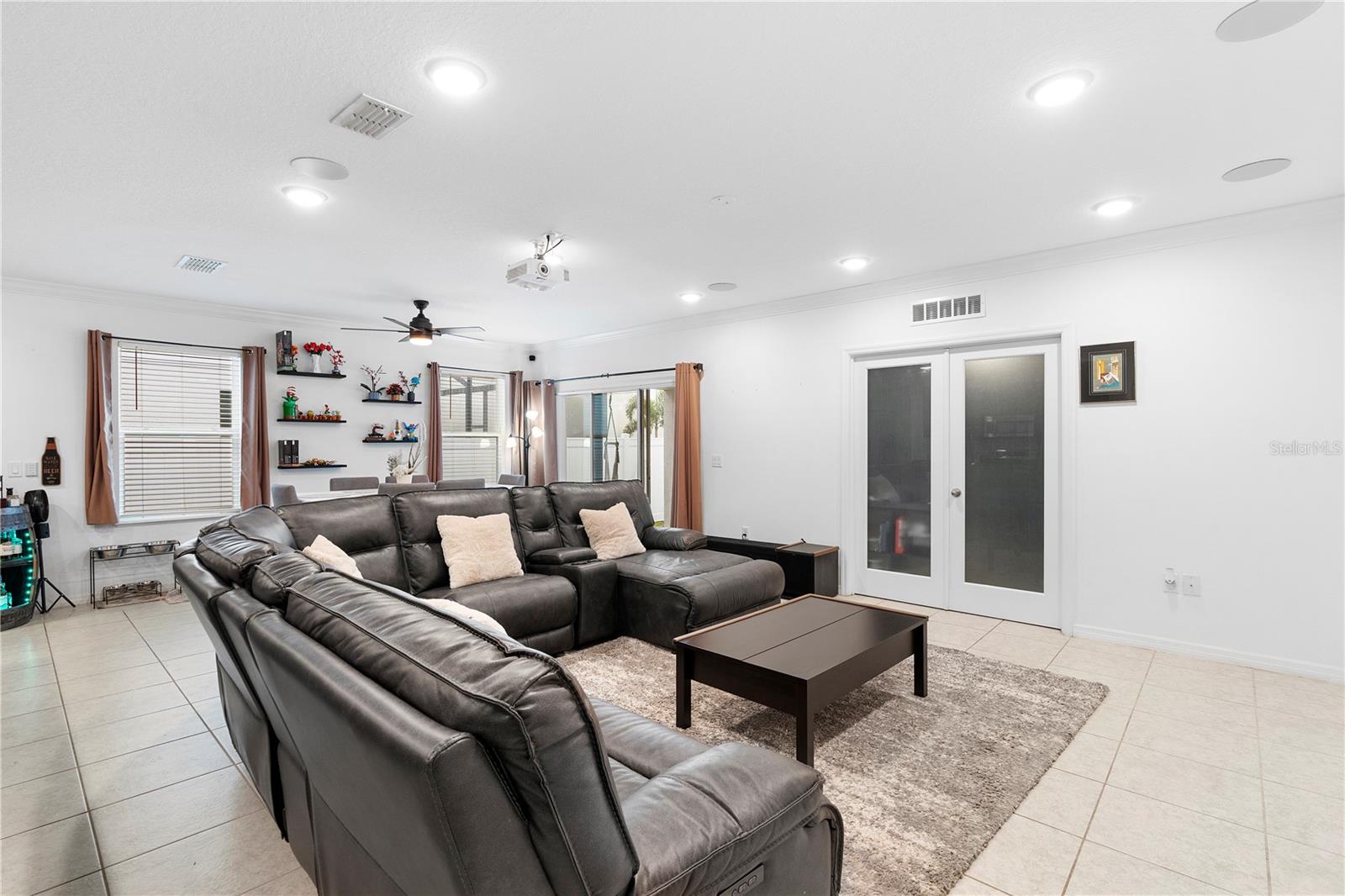 MALLORY SQUARE-PH 2 - Residential