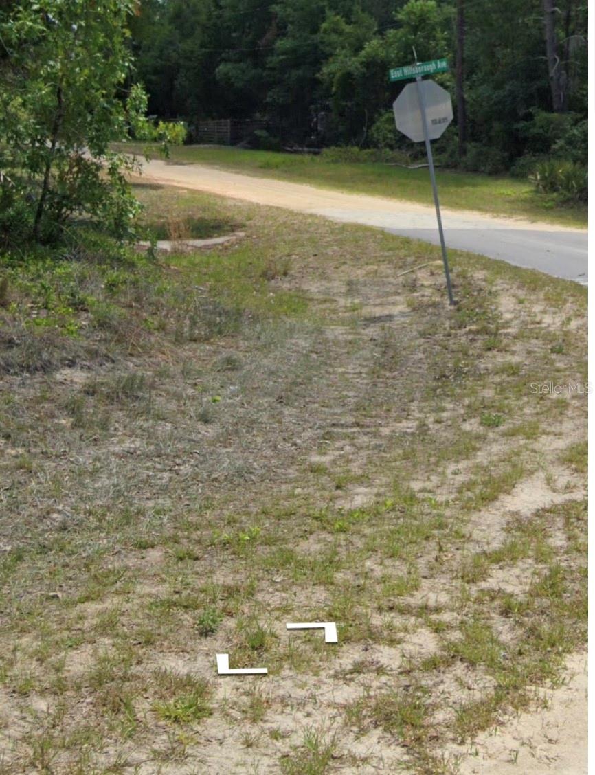 LAKESIDE HILLS - Land