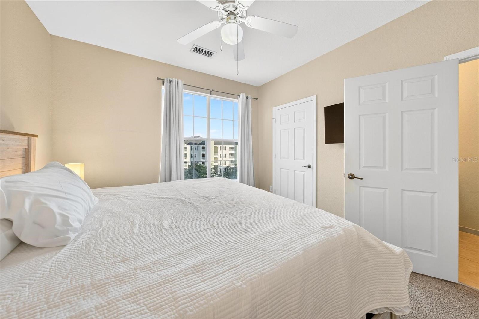 VILLAS AT SECRET LAKE CONDO - Residential