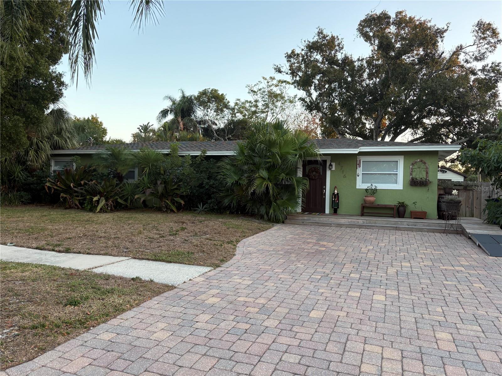 GANDY GARDENS 3 - Residential Lease