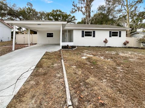 806 WEDGEWOOD DRIVE MOUNT DORA FL 32757