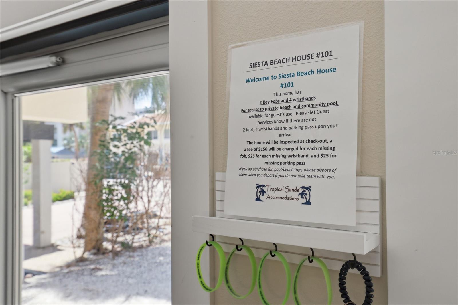 SIESTA BEACH HOUSE - Residential