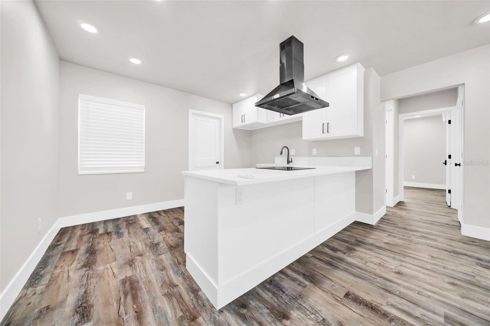 THREE PALMS POINT - Residential