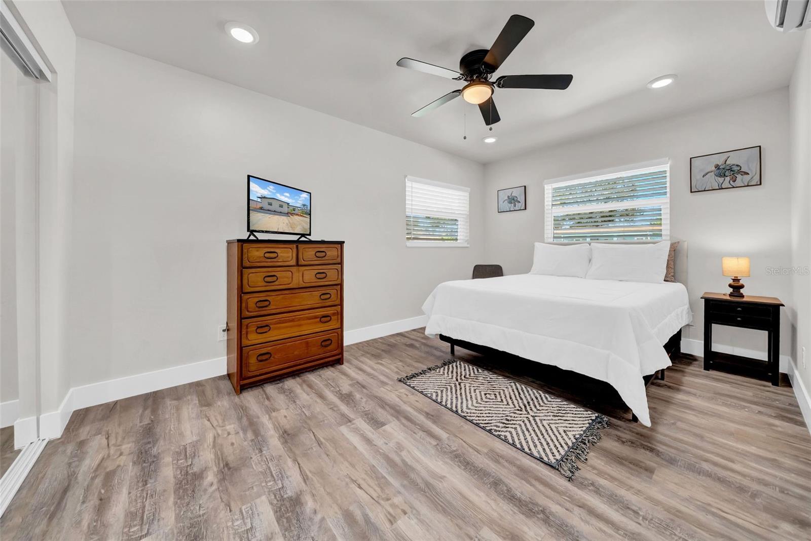 THREE PALMS POINT - Residential