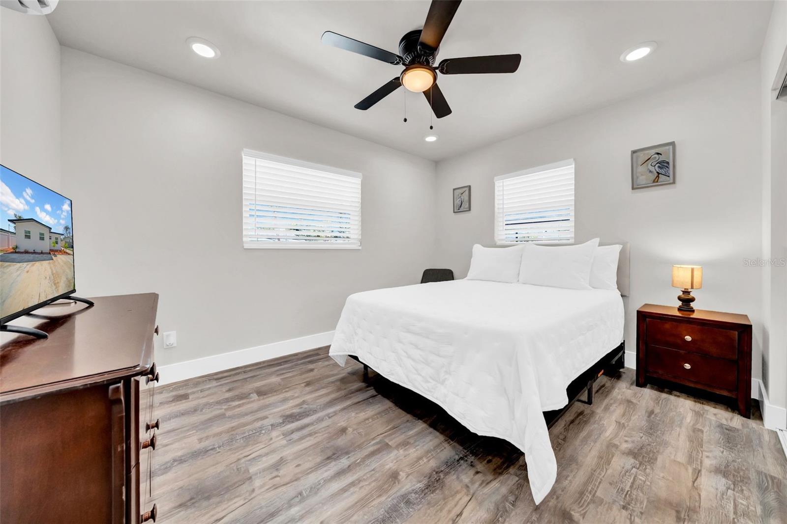 THREE PALMS POINT - Residential