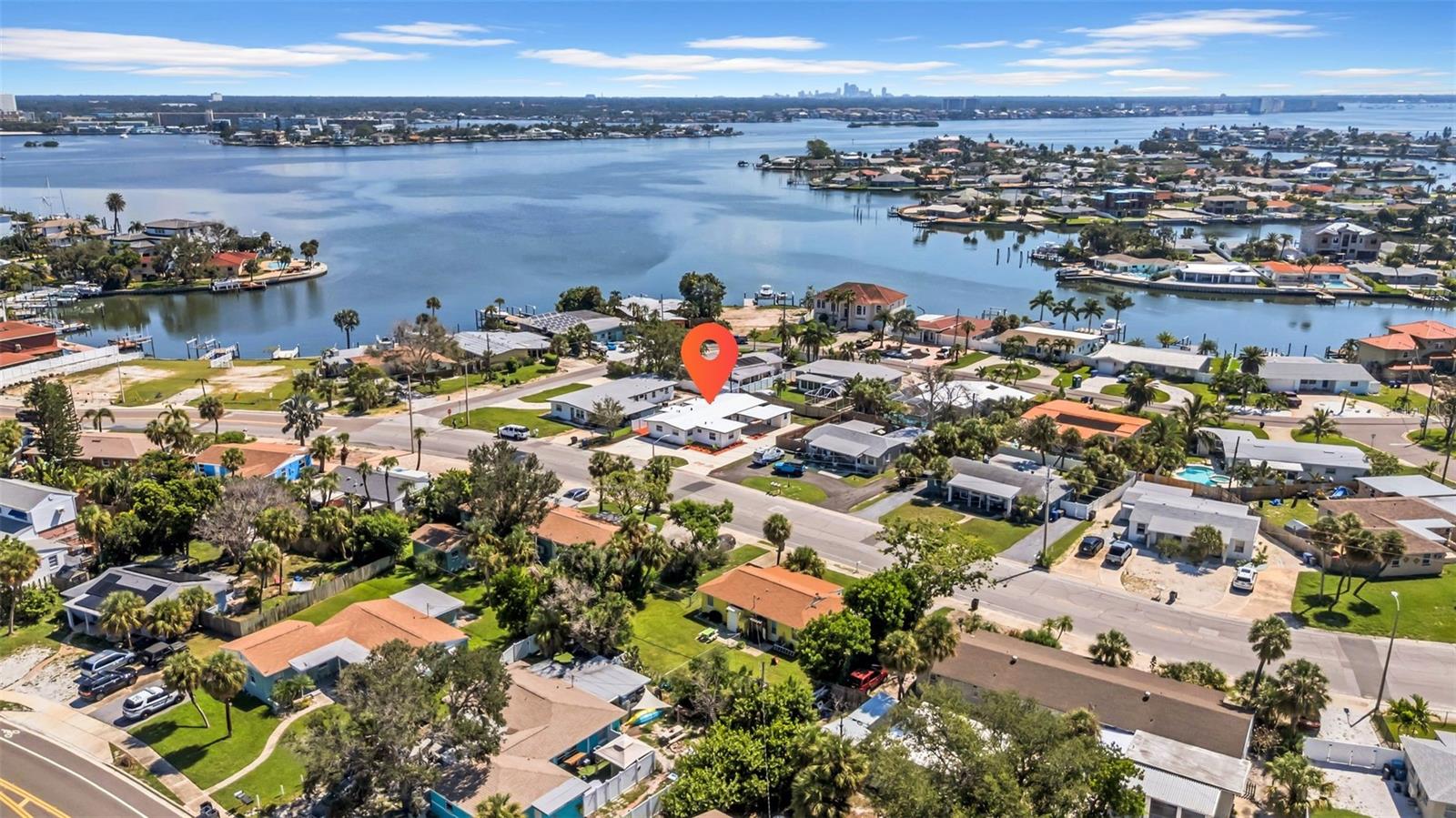 THREE PALMS POINT - Residential
