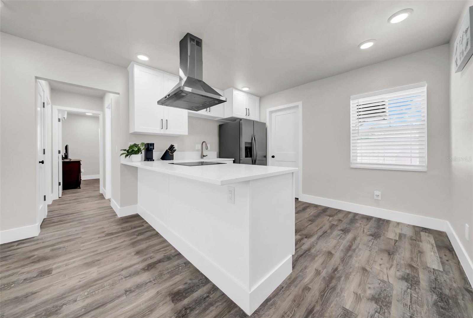 THREE PALMS POINT - Residential