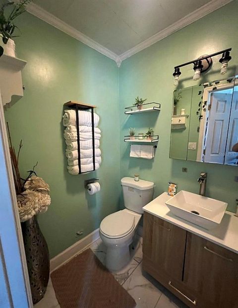 Tiny photo for 2131 NE 3rd Street, Ocala, FL 34470 (MLS # OM722008)