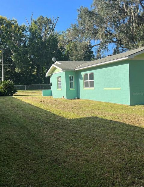 Tiny photo for 2131 NE 3rd Street, Ocala, FL 34470 (MLS # OM722008)